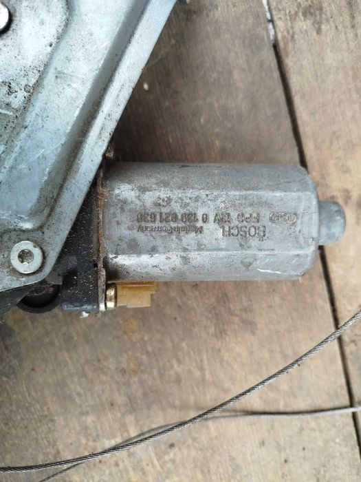 Склопідйомник Renault Espace 3 Рено