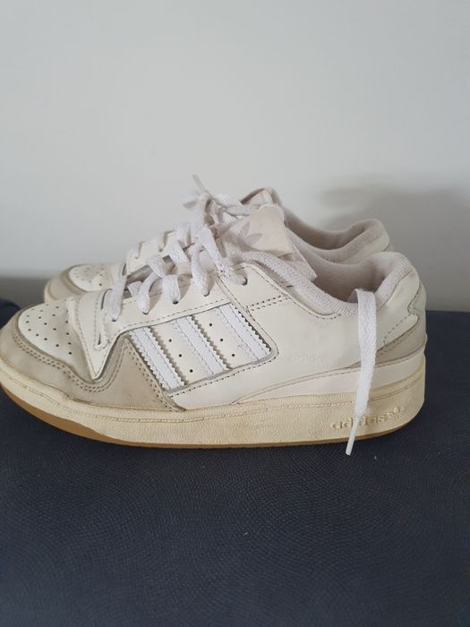 Adidasy dziewczęce 33