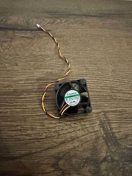 Wentylator SUNON MegLev MF30101v1-1000U-G99 0.83W DC12V