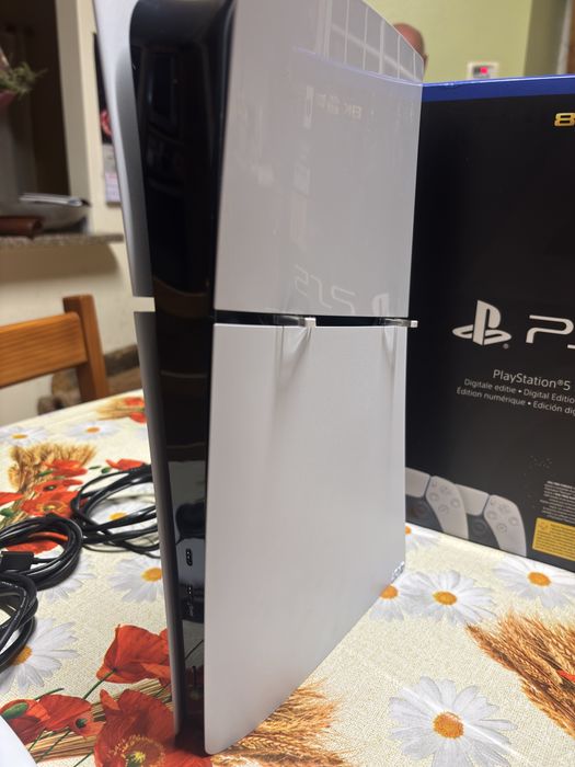 Playstation 5 slim 2 comandos