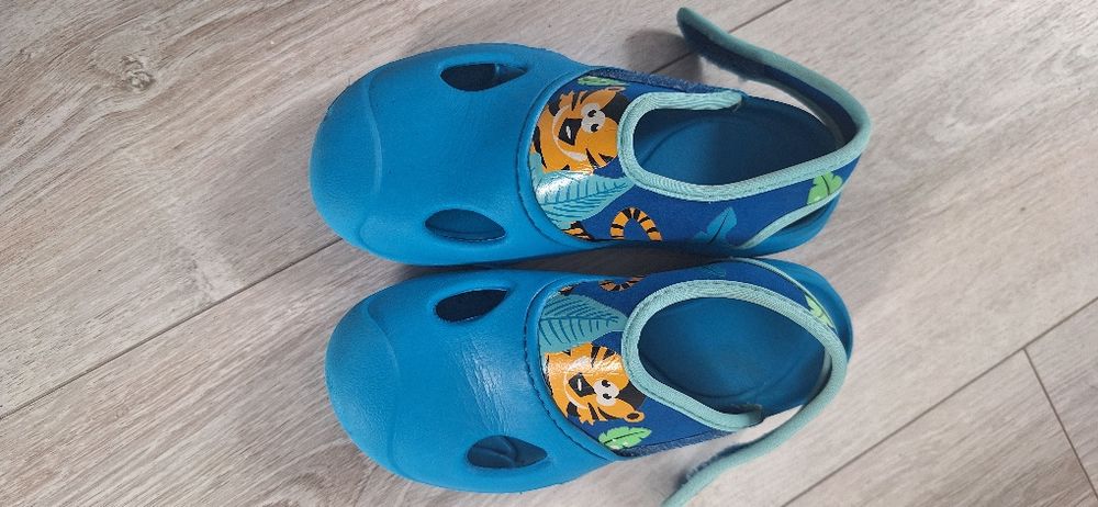 Buty do wody, na basen