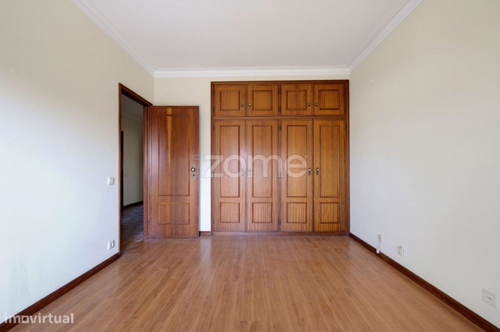 Moradia T4 / T5 com Garagem | Quinta das Rosas, Vilar do Paraíso
