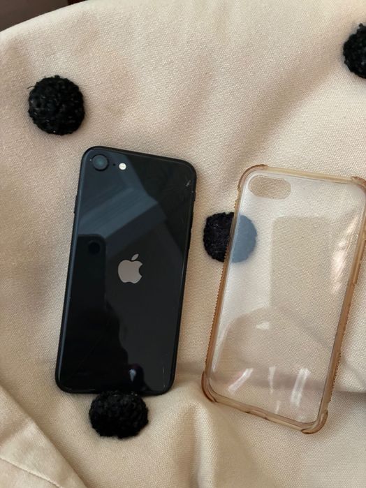 Vendo iPhone SE (2020 64 GB preto MHGP3QyL/A
