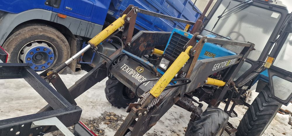 Навантажувач МТЗ Гектор 2000