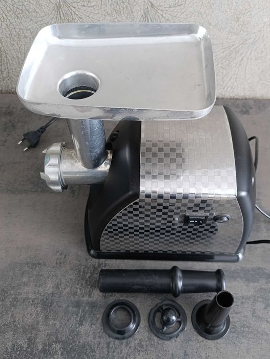 Електро мясорубка