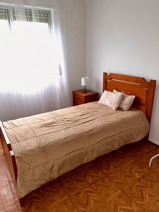 Apartamento T1 torre da marinha