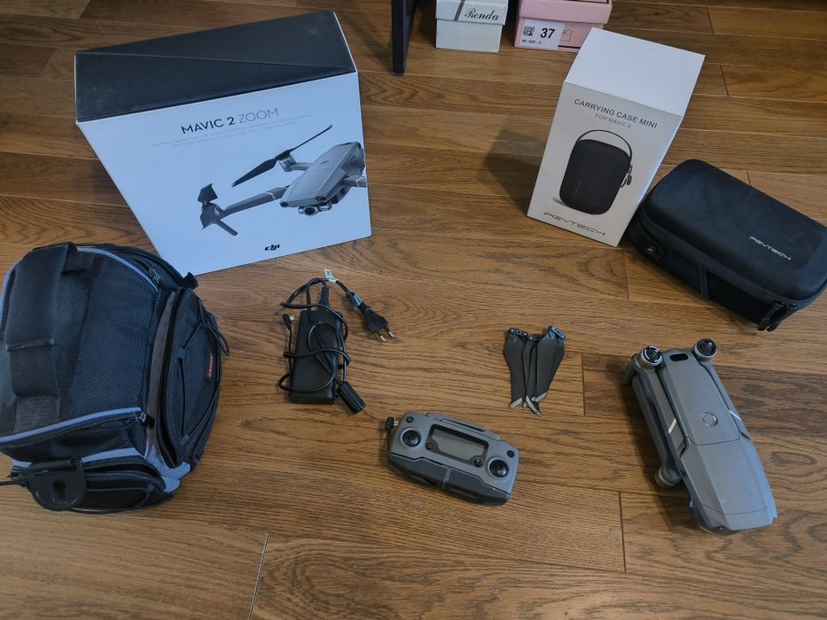 【フルセット美品✨】DJI Mavic 2 Zoom ドローン フライモアキット DJI Mavic 2 Zoom 4K Drone with Fly More Kit | Drones Direct