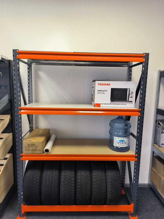 Поличні стелажі на склад збірно розбірні. Стелажі для шин, коліс