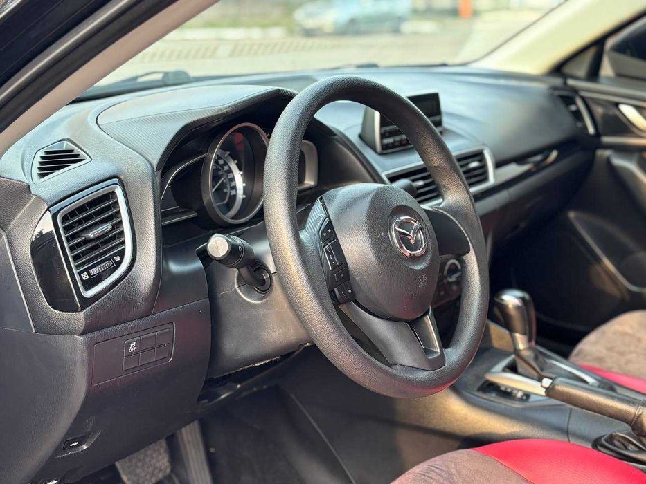 Mazda 3 SkyActiv 2014 року