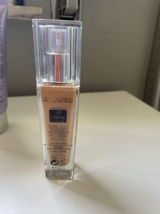 Base lancome nr4
