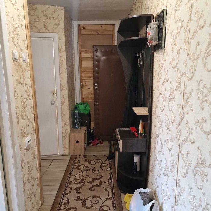 продам 2к квартиру  ж-м Тополь-1