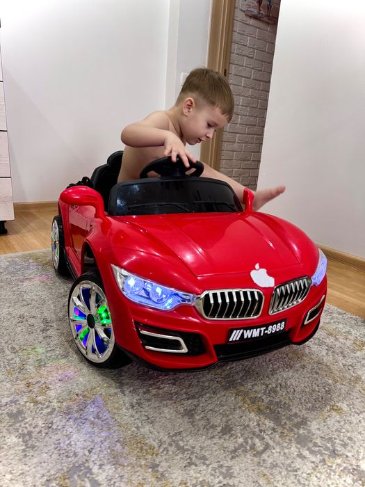 Електромобіль дитячий,детский електромобіль,машинка на пульту,гарна