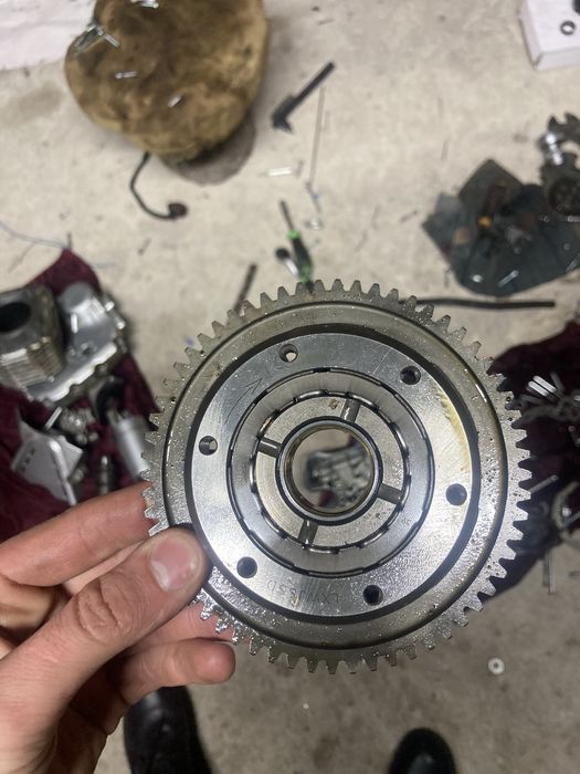 Запчастини кові адванс 250