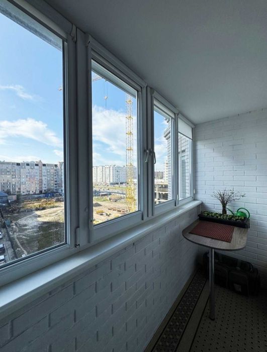 Продам 3-кімнатну на Масанах