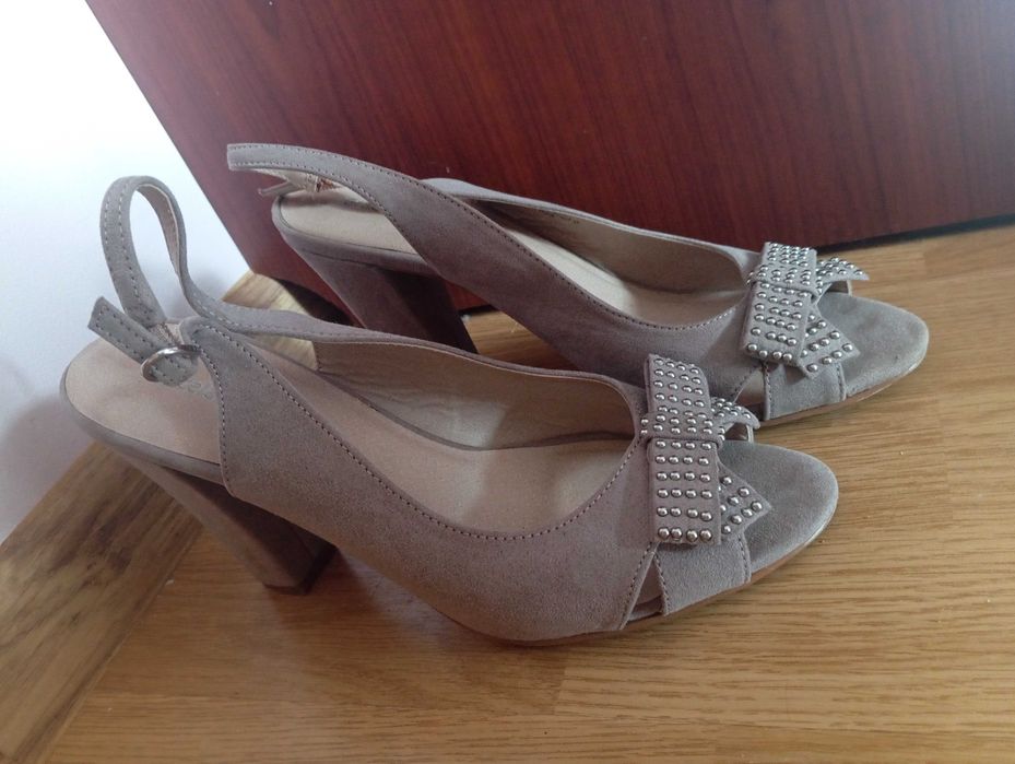 Eleganckie Sandały rozmiar 40