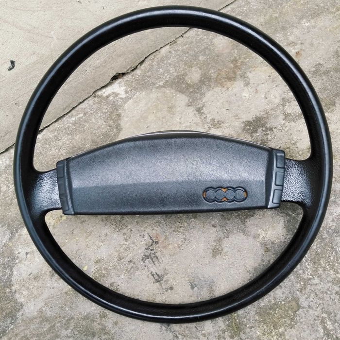 Руль Ауді 80 100 кермо