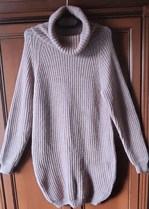 Платье(туника)р.от 50-до 56 шерсть/акрил и ТУНИКА р.56 чёрно/белая