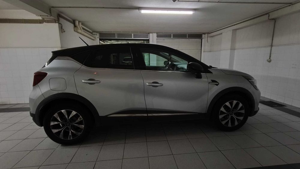 Renault Captur 1.0 TCe 100 Exclusive — 2020 — 70.000 km foto 3