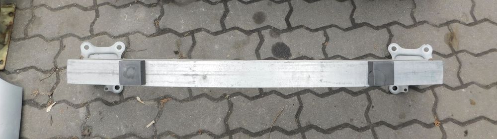 belka zderzaka przód absorber AUDI A3 8L 96-02