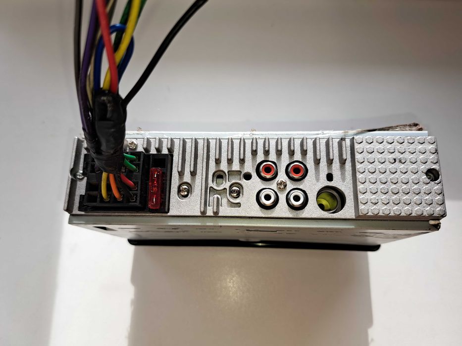 Автомагнітола з USB, AUX та картою пам`яті