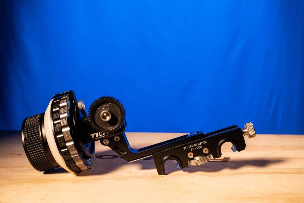 Tilta FF-T03 profesjonalny Follow Focus + 2 zębatki FF
