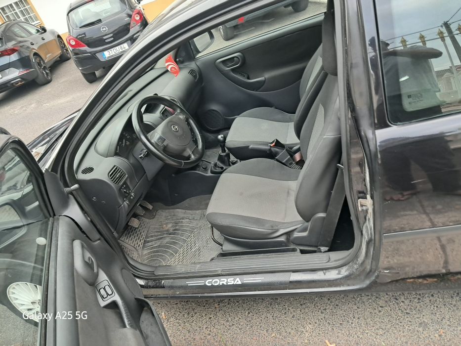 Vende-se uma corsa 2006 1.3