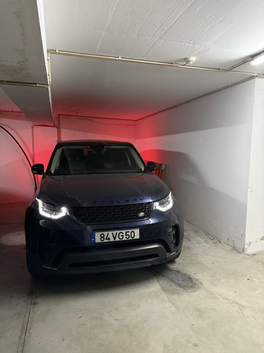 Land Rover Discovery 2.0 SD4 HSE Dynamic em excelente estado geral - Nacional