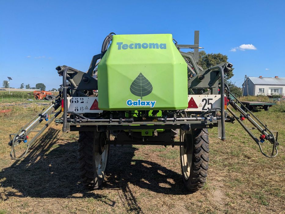 Opryskiwacz ciągany Tecnoma Galaxy Super 24/21m