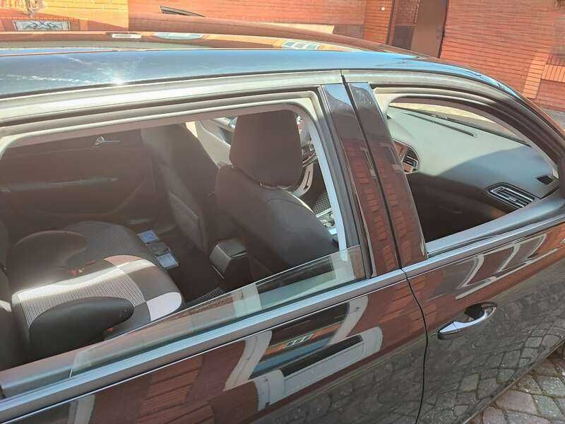 Аренда авто под выкуп, Прокат авто под выкуп - Універсал Peugeot 308 / Пежо 308, вигідна оренда авто під викуп, прокат авто