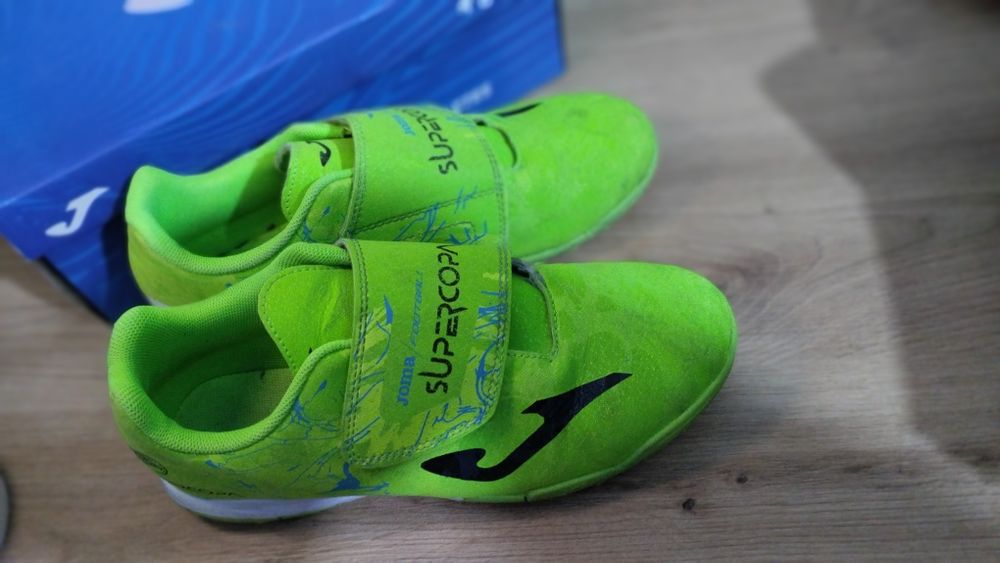 Бутси,сороконожки,футзалки розмір 36