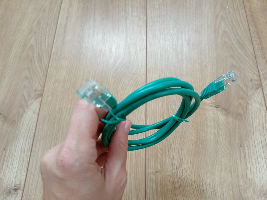 6. Kabel przyłączeniowy krótki zielony