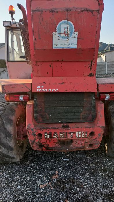 Ładowarka teleskopowa 12m