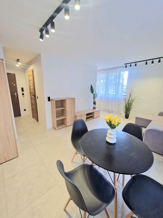 Sprzedam mieszkanie na partarze w Centrum miasta 27,20m2
