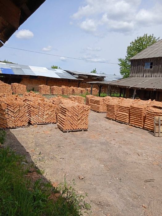 Продається цегла