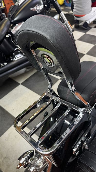 Сидение двойка+спинка с багажником Harley Davidson