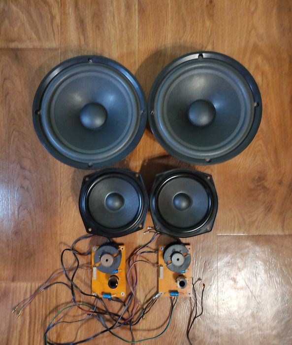 Акустика динамики НЧ Celestion. НЧ-СЧ Gala. фильтра 3 полосные.