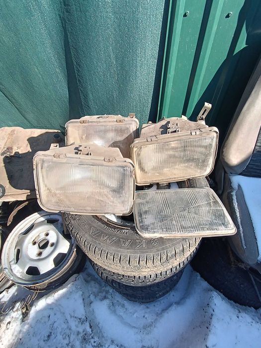 Фара Форд Сиера Стекло фара квадратная Ford Sierra Сиерра