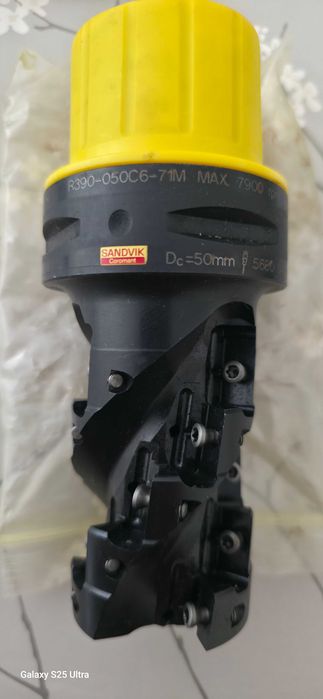 Lote CNC - Fresas e Pastilhas Kennametal / Sandvik (Novas)