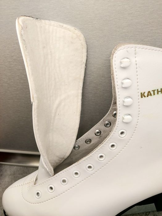 Łyżwy SLM Katharina roz. 42 skóra naturalna , figurowe