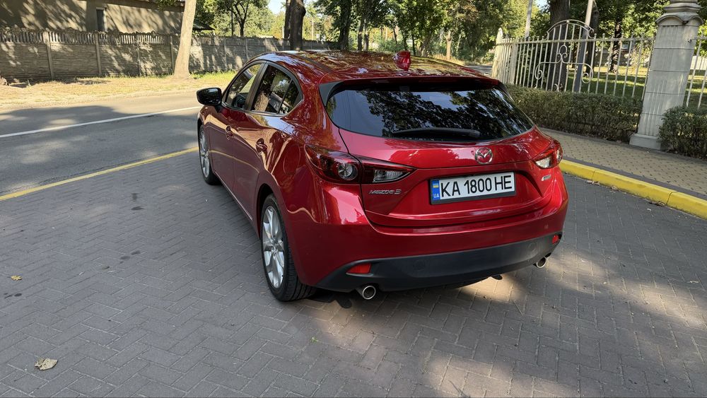 Mazda 3 Grand Touring