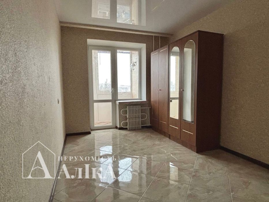 Продам 2-кімнатну квартиру в самому центрі міста