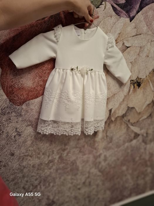 Ubranko na chrzest dla dziewczynki