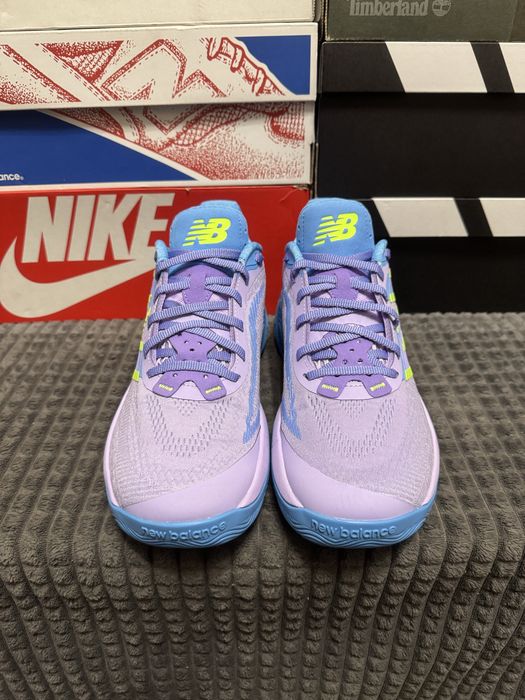 Баскетбольні кросівки 42,5(27см) New Balance Two WXY V5 оригінал