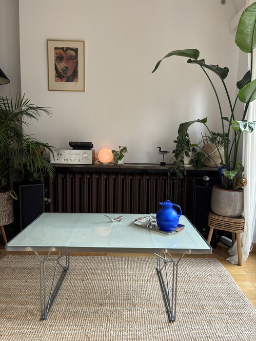 Stolik ze szkła hartowanego Niels Gammelgaard Ikea 1986