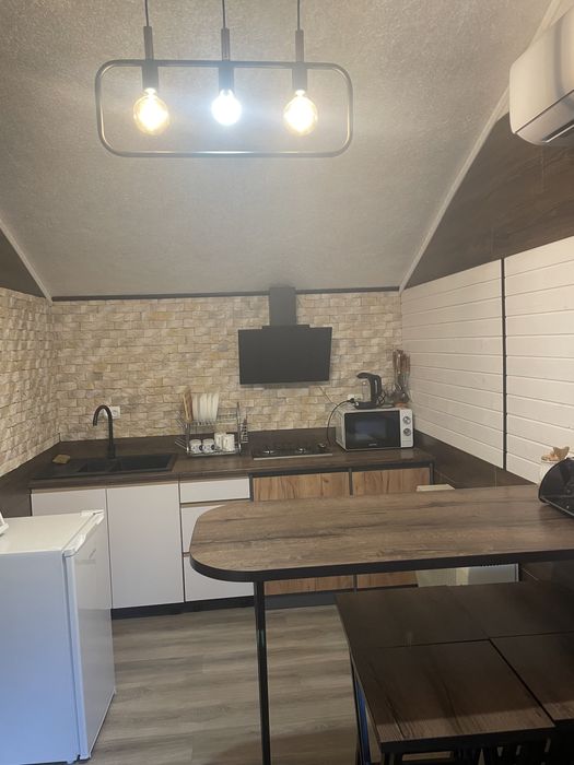 Будинок з басейном +Чан (Тухля)