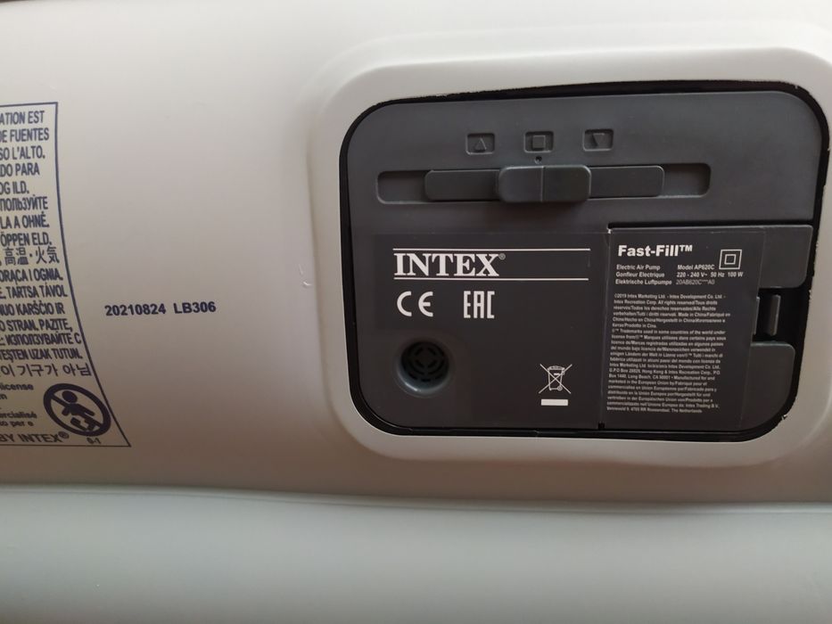 Односпальне ліжко Intex б/в