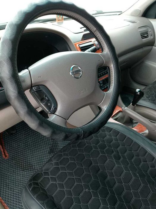 Продам машину Nissan Maxima 2005