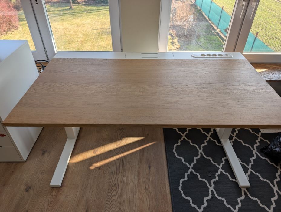 Biurko elektryczne podnoszone IKEA MITTZON 140*80 cm