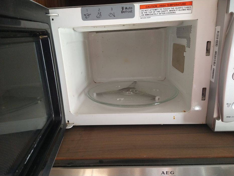 Sprzedam mikrofalówkę Whirlpool