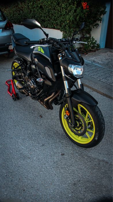 Yamaha MT-07 (55kW) Night Fluo 2018 - 5500km